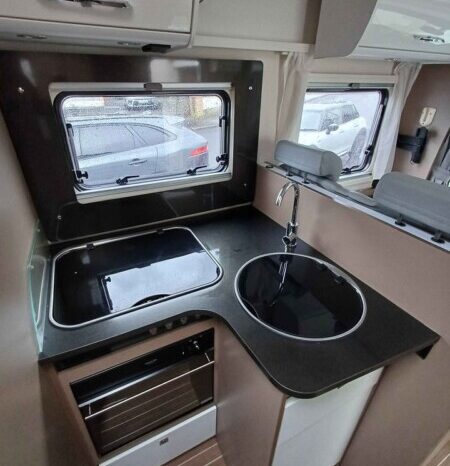 2020 Hymer Etrusco 6900QB Island Bed full