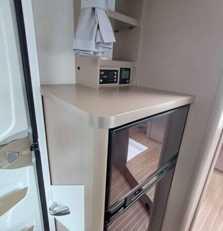 2020 Hymer Etrusco 6900QB Island Bed full
