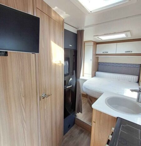 2017 Swift Escape 694 full