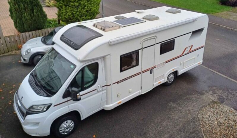 Bailey Advance 74-4 Island Bed full