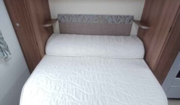 Bailey Advance 74-4 Island Bed full