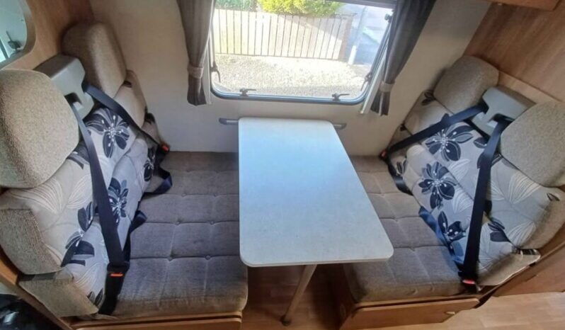 Swift Escape 686 full