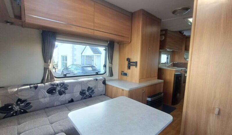 Swift Escape 686 full