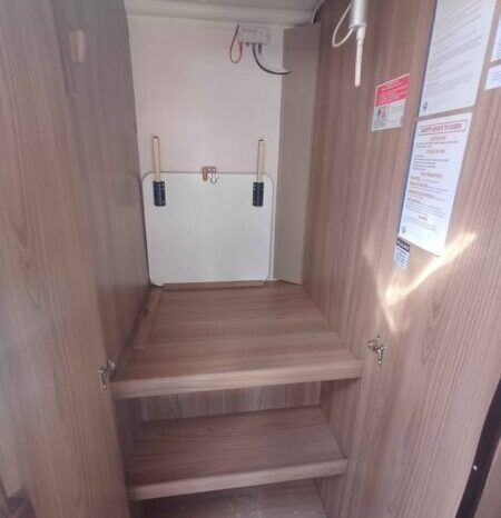 Swift Distinction 696 3500kgs full