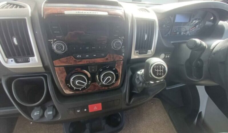 Swift Distinction 696 3500kgs full