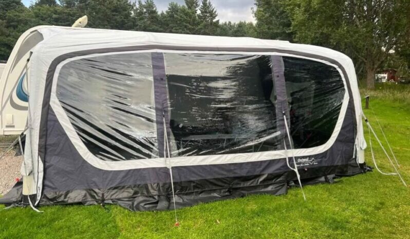 Compass Capiro 554 full
