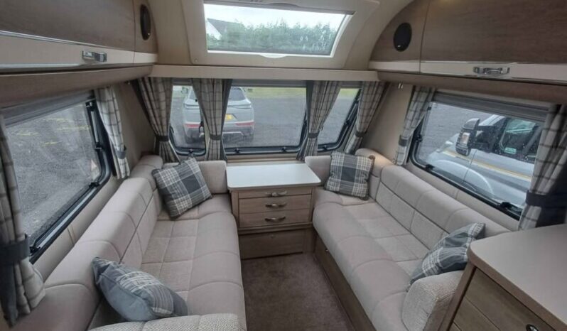 Compass Capiro 554 full