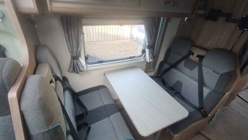 NI owned Automatic Swift Esprit 496 full
