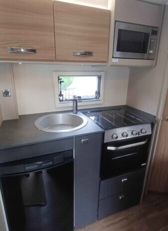 Automatic Swift 464 Black Edition full