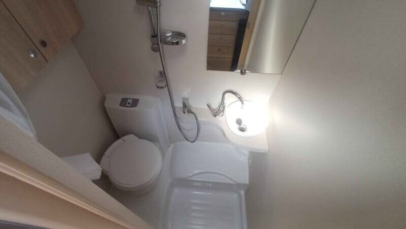 Elddis Autoquest 196 full