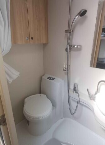 Elddis Autoquest 196 full