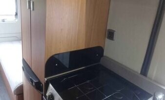 Auto-Trail Tribute 670 full