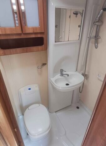 Auto Sleeper Broadway full