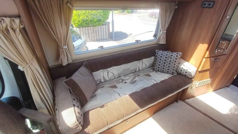 Auto Sleeper Broadway full