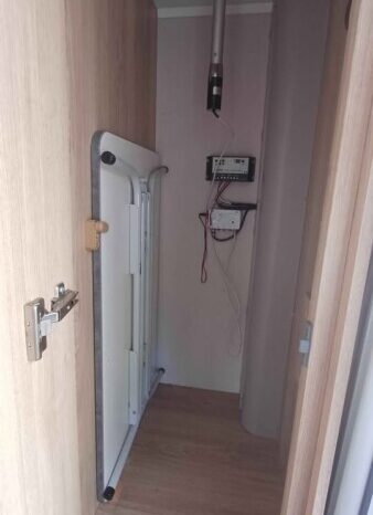 NI Owned Elddis Signature 196 full