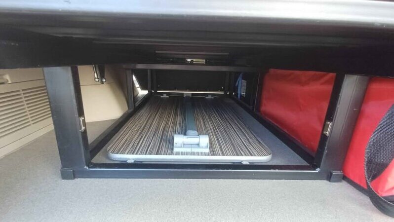 Toyota Alphard Micro Camper full