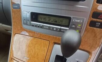 Toyota Alphard Micro Camper full
