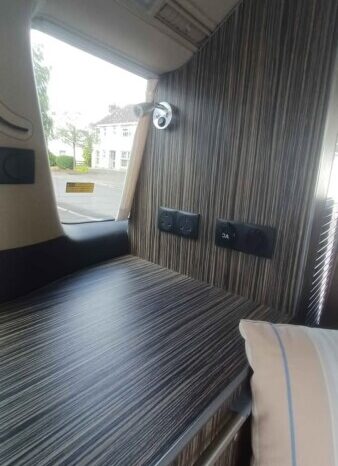 Toyota Alphard Micro Camper full