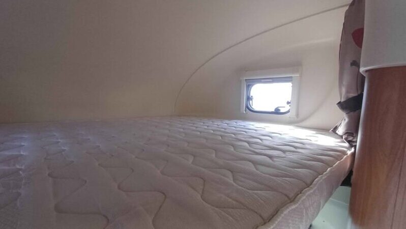 NI Owned Swift Sundance 584PR full