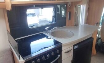 NI Owned Swift Sundance 584PR full