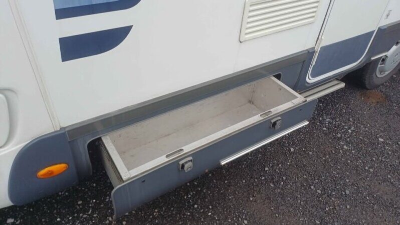 Swift Escape 686 full