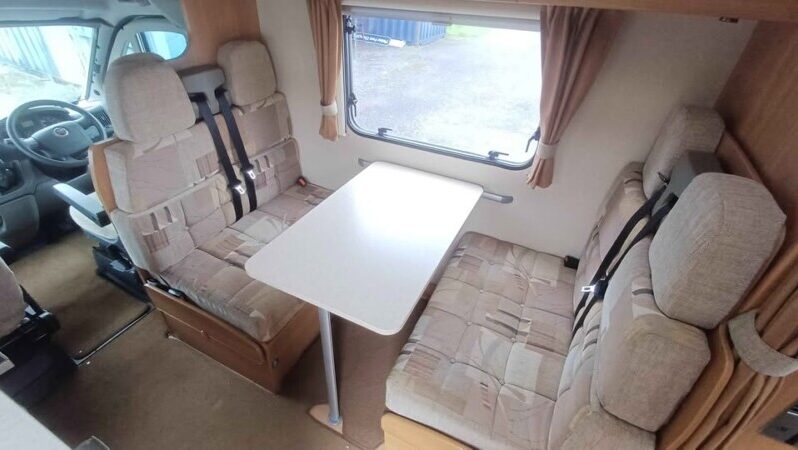 Swift Escape 686 full